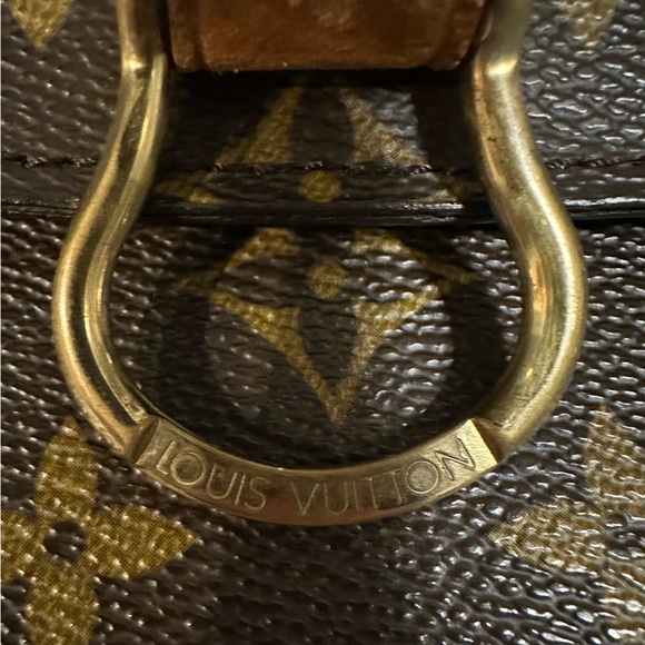 Authentic Louis Vuitton
Vintage Monogram Saint Cloud - Picture 3 of 11